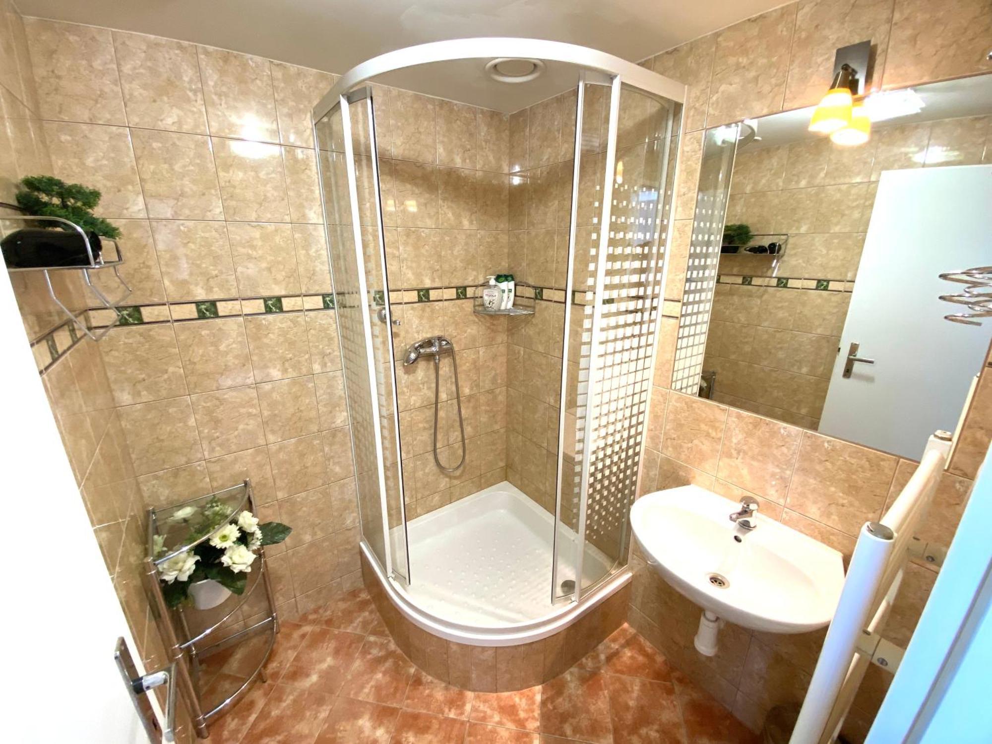 Pension Bernartice ภายนอก รูปภาพ